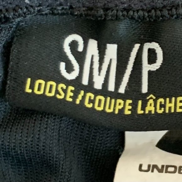 Gently Worn Under Armour Men's Micro Printed Athletic Shorts - Picture 6 of 6